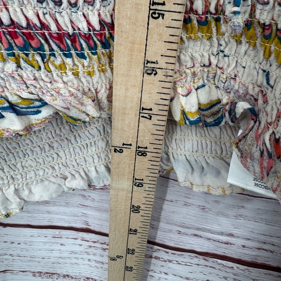 Maeve Anthropologie Shirt Womens Medium Smocked Cropped Blouse Bell Sleeve Swirl - Picture 12 of 13